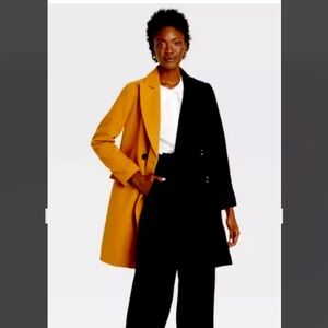 Stunning in real life! Stops people in their tracks and Compliments galore!! 😍